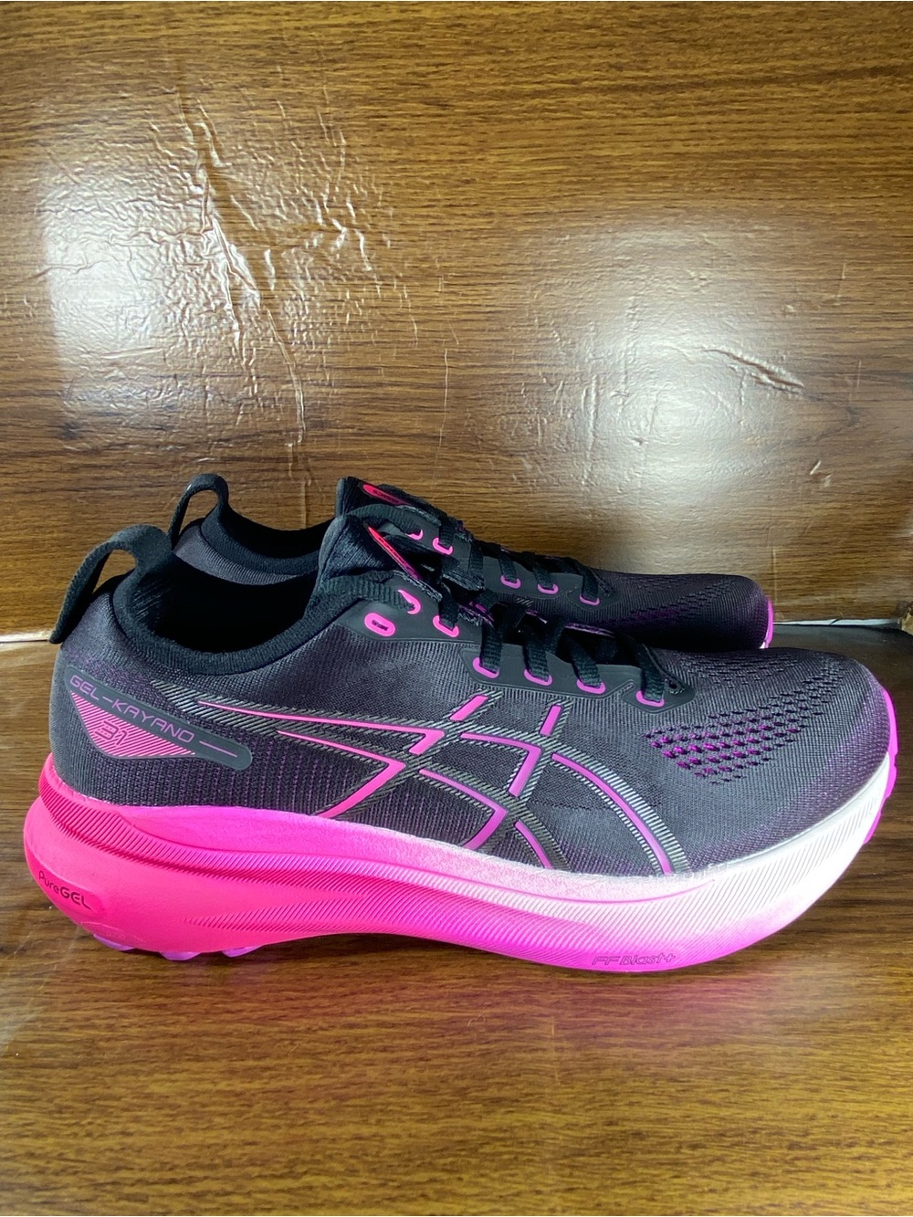 Asics Kayano 31 women’s shoe size 9